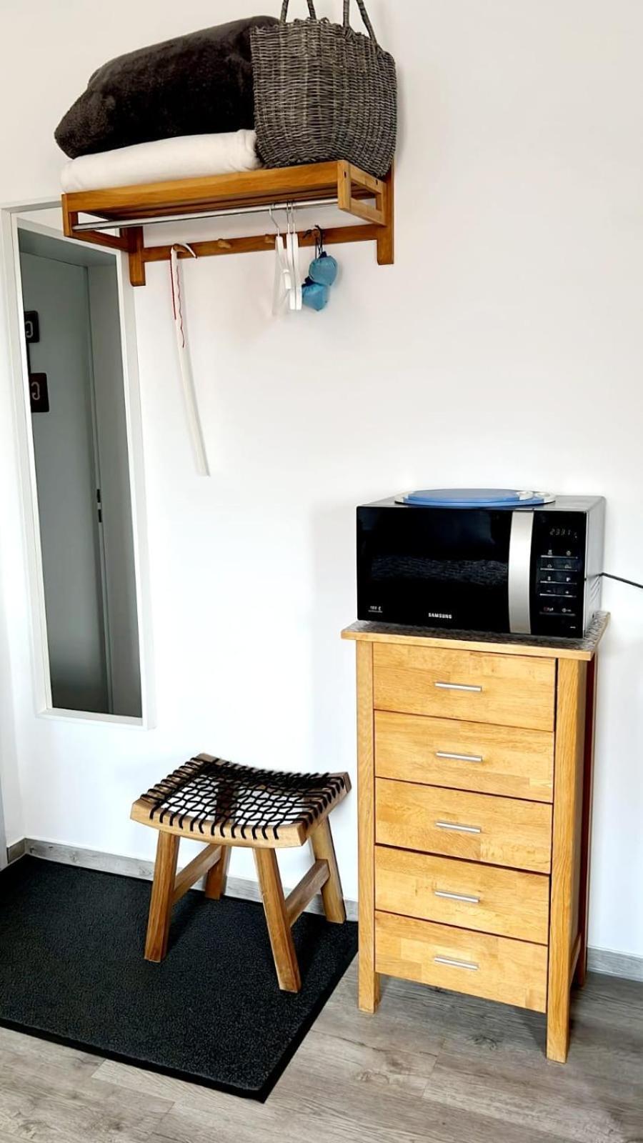 Private Room Central Güstrow Extérieur photo